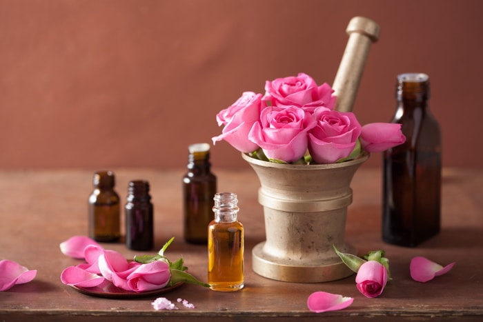 5 Incredible Uses of Rose Essential Oil for Wellness and Home Care